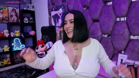 nikky_latin online show from May 2026 04:32:02 AM