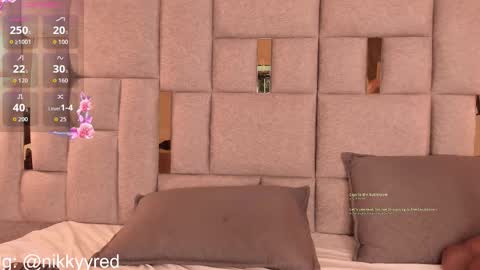 nikky_red__ online show from March 2026 06:19:02 AM