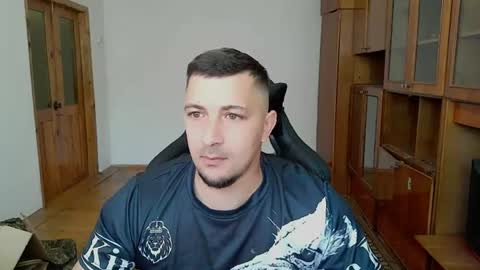 Snapshot of niklevel2 chatting on June 2026 07:00:02 AM Dmitry online show from June 2026 07:00:02 AM