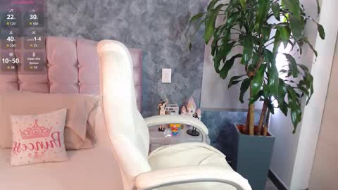 Snapshot of niko_robin04 chatting on February 2026 05:27:02 PM Niko Robin online show from February 2026 05:27:02 PM