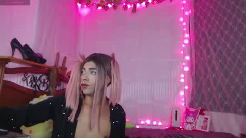 Snapshot of nikol_twink chatting on March 2026 10:44:01 AM Nicol online show from March 2026 10:44:01 AM