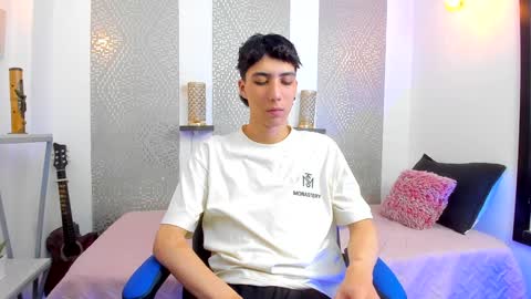    online show from February 2025 05:10:01 AM