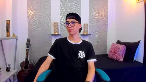    online show from February 2025 07:43:01 AM