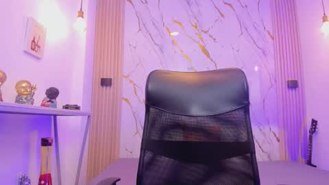    online show from February 2026 03:49:01 AM