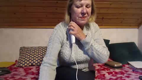 Nikole1 online show from October 2025 10:21:02 AM