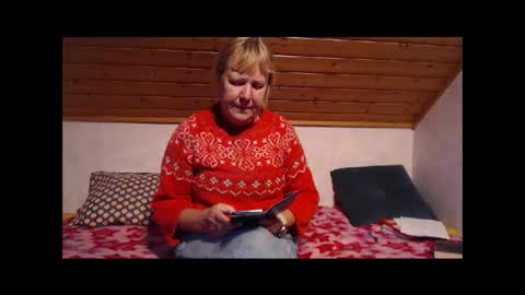 Nikole1 online show from October 2025 09:11:04 AM