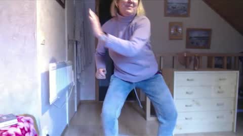 Nikole1 online show from November 2025 11:20:02 AM