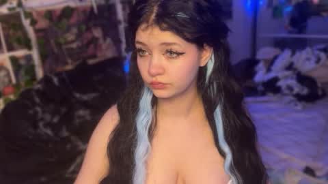 Snapshot of nikoli_naw chatting on November 2025 04:07:02 PM nikoli_naw online show from November 2025 04:07:02 PM