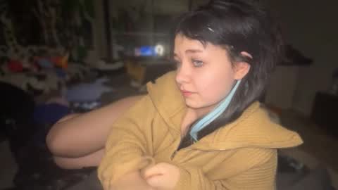 Snapshot of nikoli_naw chatting on November 2025 08:23:02 PM nikoli_naw online show from November 2025 08:23:02 PM