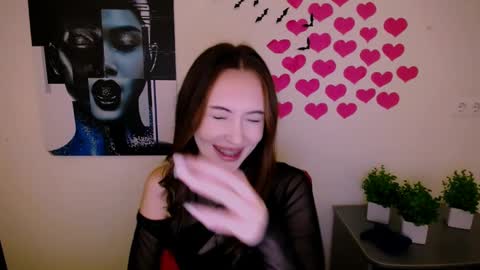 nikonara_ online show from December 2024 03:20:02 PM