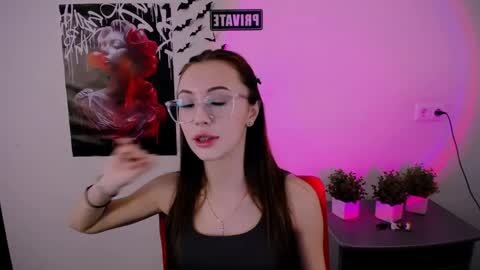 nikonara_ online show from March 2025 10:29:02 AM