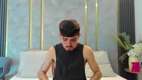 Niko Stone online show from October 2025 05:14:01 AM