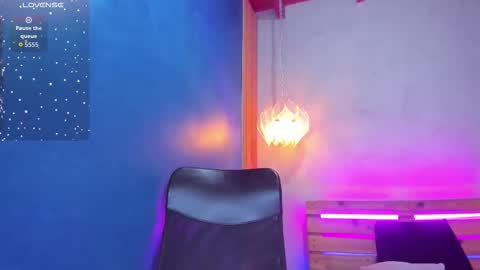 Snapshot of niky_doll_ chatting on December 2025 01:16:02 PM Niky online show from December 2025 01:16:02 PM