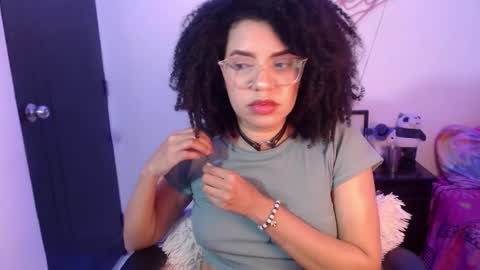 Nicole    GTM-5 1100 pm - 700 am online show from January 2025 06:43:02 AM