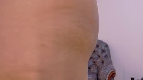  NIKY SMIT  online show from January 2025 11:34:01 AM