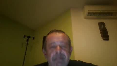 Snapshot of nikyo419 chatting on October 2025 03:37:02 AM nikyo419 online show from October 2025 03:37:02 AM