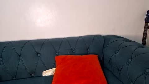 nina_bambi online show from February 2026 10:46:02 PM