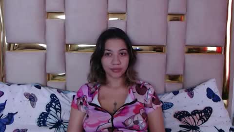 Nina Carther online show from November 2025 11:10:01 AM