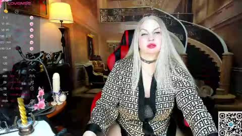 Snapshot of nina_deville chatting on April 2026 12:46:02 AM Nina online show from April 2026 12:46:02 AM
