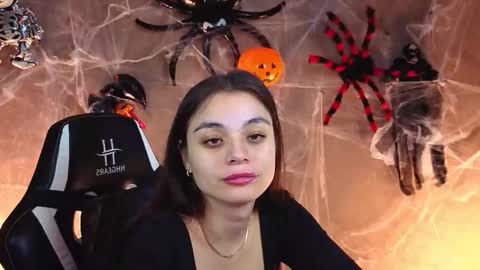 Snapshot of nina_fierce chatting on October 2025 03:17:02 AM Ketrin online show from October 2025 03:17:02 AM