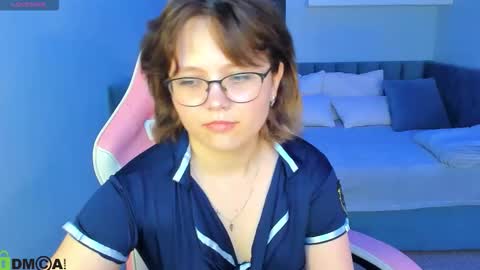 Snapshot of nina_lunaa chatting on September 2025 08:14:02 AM nina lunaa online show from September 2025 08:14:02 AM