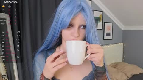 nina_menik online show from March 2026 12:10:02 PM