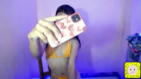 Snapshot of nina_mochikiss21 chatting on June 2026 05:50:02 AM Nina online show from June 2026 05:50:02 AM