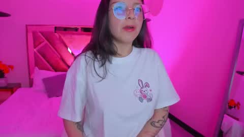 Snapshot of nina_myers chatting on November 2025 03:39:01 AM Nina myers online show from November 2025 03:39:01 AM