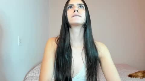  Nina  online show from December 2025 11:32:01 PM