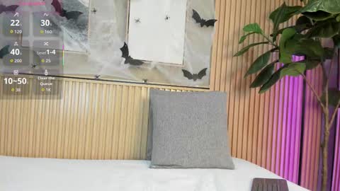 NINA online show from November 2025 11:55:02 AM