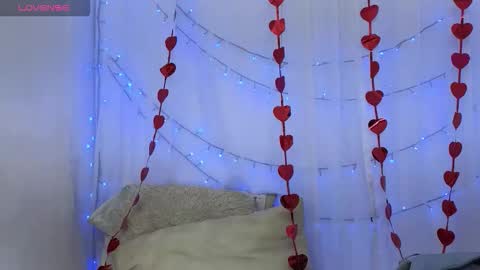 Ninaa fox online show from March 2026 04:25:01 PM