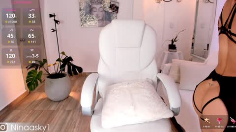    online show from December 2024 12:44:02 PM