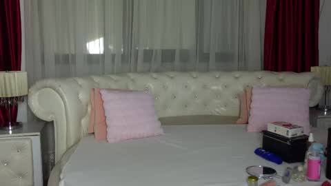 Snapshot of ninacrystal chatting on February 2025 06:51:01 AM NinaCrystal online show from February 2025 06:51:01 AM