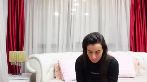 Snapshot of ninacrystal chatting on February 2025 06:10:02 AM NinaCrystal online show from February 2025 06:10:02 AM