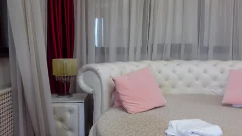 Snapshot of ninacrystal chatting on March 2025 07:58:02 AM NinaCrystal online show from March 2025 07:58:02 AM