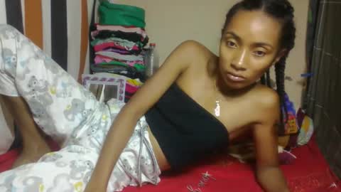 ninaeaa online show from March 2026 09:58:01 PM