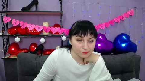 ninaflawlees online show from February 2025 11:28:02 PM