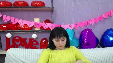 ninaflawlees online show from February 2025 11:34:02 PM