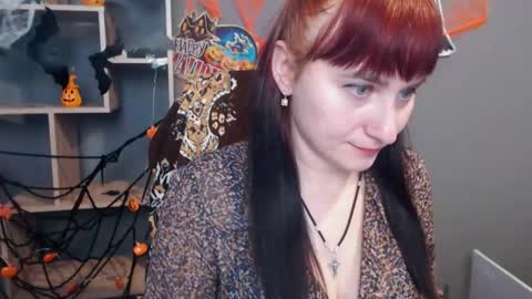 ninaflawlees online show from November 2025 01:01:02 PM