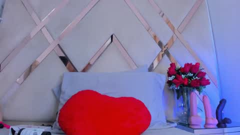 Snapshot of ninahtx chatting on September 2025 09:31:01 PM ninahtx online show from September 2025 09:31:01 PM