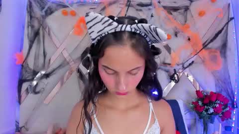 ninahtx online show from October 2025 08:43:02 PM