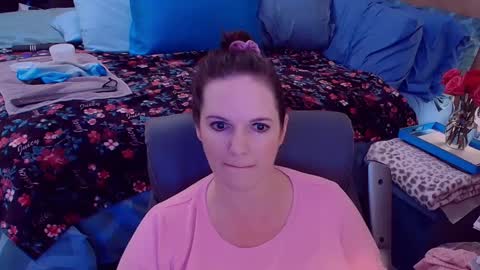 Nina Jaymes online show from October 2025 11:23:01 PM