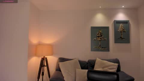  Nina  online show from March 2026 06:45:02 PM