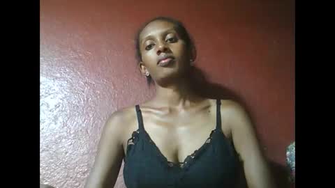 ninie246746 online show from January 2025 05:37:02 PM