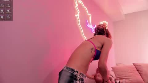 Ninna  online show from October 2025 04:09:02 PM