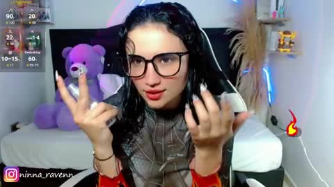 Snapshot of ninna_raven chatting on April 2026 10:01:02 PM Ninna online show from April 2026 10:01:02 PM