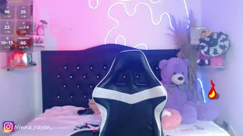 Snapshot of ninna_raven chatting on June 2026 09:04:01 PM Ninna online show from June 2026 09:04:01 PM