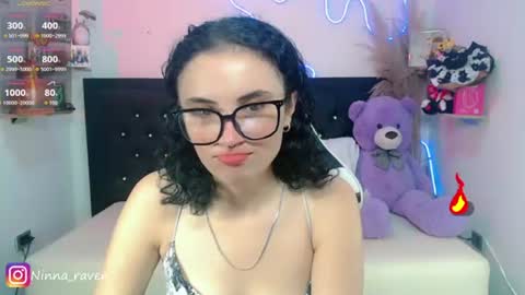 Snapshot of ninna_raven chatting on June 2026 11:07:01 PM Ninna online show from June 2026 11:07:01 PM