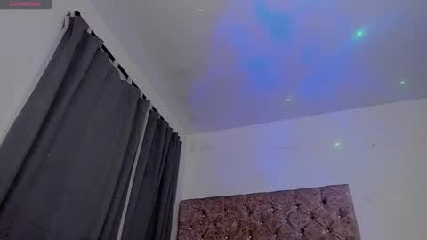 Snapshot of ninonbeart chatting on November 2025 09:54:01 PM Ninon Beart online show from November 2025 09:54:01 PM