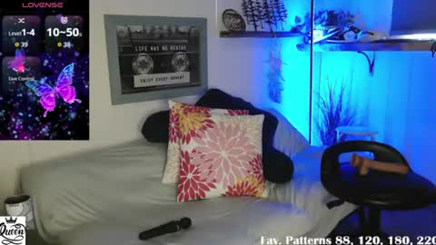 Snapshot of nipple_queenxoxo chatting on June 2026 11:42:01 PM Ainsley FANSLY-AINSLEYXOXO online show from June 2026 11:42:01 PM